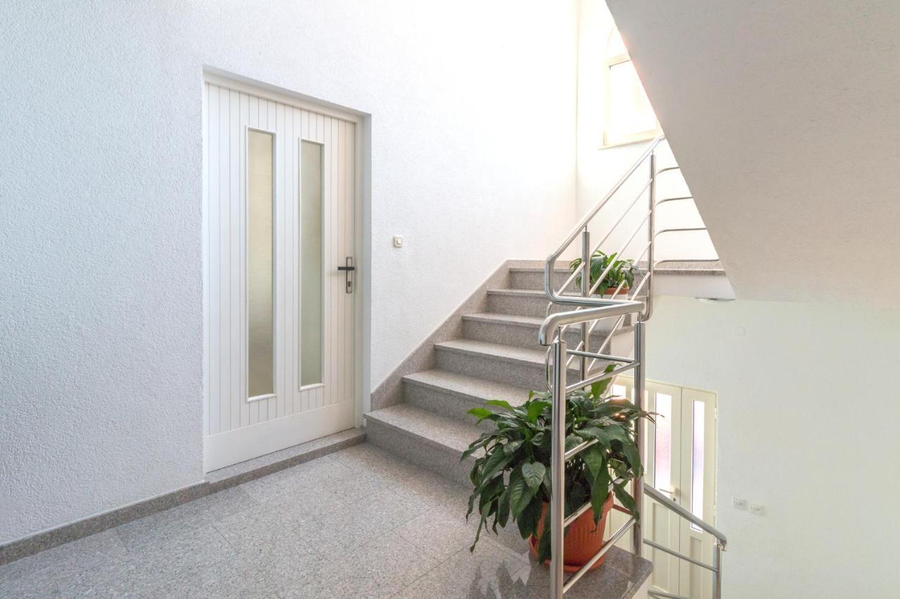 Apartment La Mare Stobreč Esterno foto