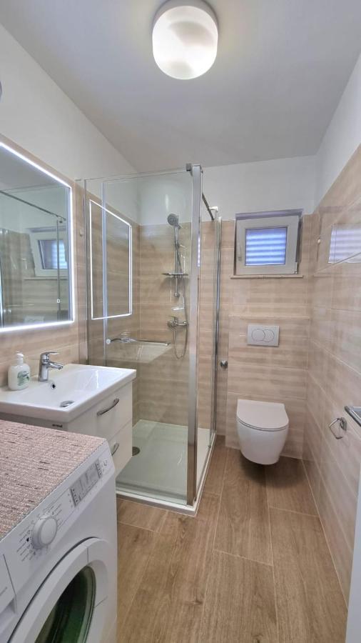 Apartment La Mare Stobreč Esterno foto